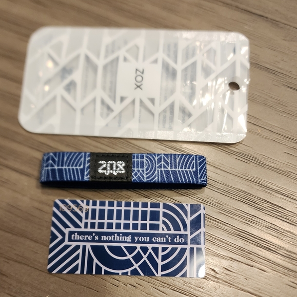 Zox braclet that says there's nothing you can't do - Picture 1 of 3